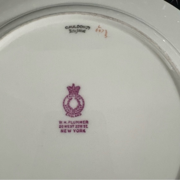 Vintage Cauldon England Set of 2 Porcelain Green & Gold Design Soup Plates - Picture 7 of 8